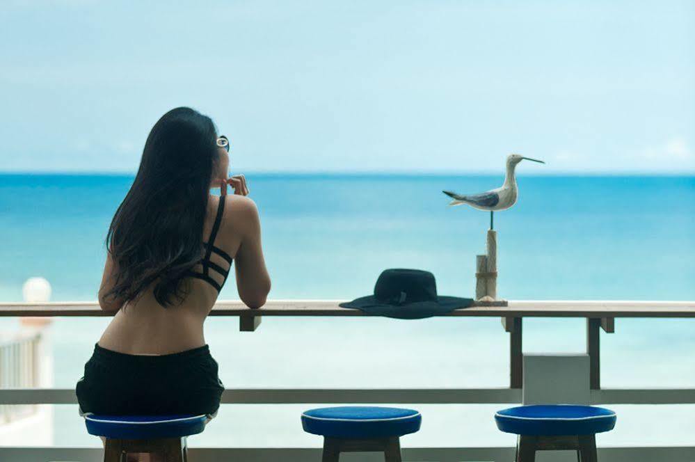At Zea Hotel Patong Esterno foto